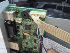 Kỹ thuật Nam Phong kiểm tra board nguồn máy in tại hiện trường - lỗi máy in không lên nguồn